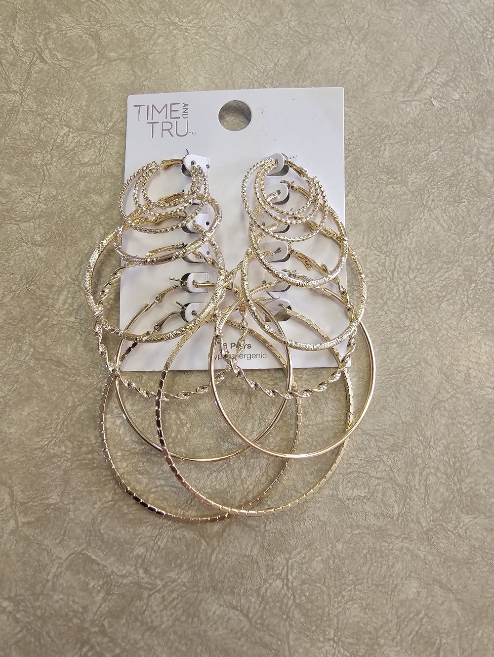 Earrings 6 Pair